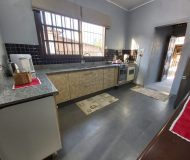 Casa com 154m², 2 dormitórios, 1 suíte, 3 vagas no bairro Sarandi em Porto Alegre