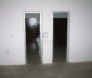 Depósito com 802m², 5 vagas no bairro Sarandi em Porto Alegre