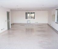 Depósito com 802m², 5 vagas no bairro Sarandi em Porto Alegre