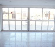 Depósito com 802m², 5 vagas no bairro Sarandi em Porto Alegre