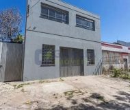 Depósito com 800m² no bairro São Geraldo em Porto Alegre