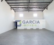 Depósito com 200m², 3 vagas no bairro Sarandi em Porto Alegre