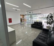 Sala Comercial com 100m², 1 vaga no bairro Petrópolis em Porto Alegre
