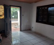 Casa com 150m², 4 dormitórios, 1 vaga no bairro Sarandi em Porto Alegre
