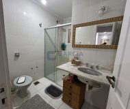 Casa com 350m², 4 dormitórios, 1 suíte, 2 vagas no bairro Jardim Planalto em Porto Alegre