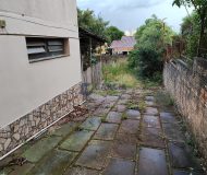 Casa com 40m², 3 dormitórios, 2 vagas no bairro Rubem Berta em Porto Alegre