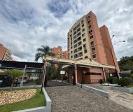 Apartamento com 58m², 2 dormitórios, 1 vaga no bairro Jardim Carvalho em Porto Alegre