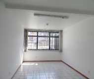 Prédio com 532m² no bairro Jardim Itu Sabará em Porto Alegre