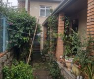 Casa com 100m², 3 dormitórios, 1 suíte, 2 vagas no bairro Costa e Silva em Porto Alegre