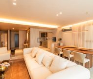 Apartamento com 206m², 3 dormitórios, 3 suítes, 3 vagas no bairro Moinhos de Vento em Porto Alegre