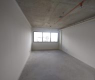 Sala Comercial com 33m² no bairro Passo da Areia em Porto Alegre