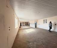 Sala Comercial com 125m² no bairro Sarandi em Porto Alegre