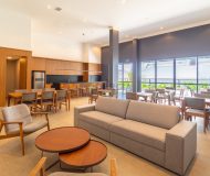 Apartamento com 61m², 2 dormitórios, 1 suíte, 1 vaga no bairro Vila Ipiranga em Porto Alegre