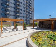 Apartamento com 61m², 2 dormitórios, 1 suíte, 1 vaga no bairro Vila Ipiranga em Porto Alegre