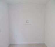 Apartamento com 40m², 2 dormitórios, 1 vaga no bairro Rubem Berta em Porto Alegre