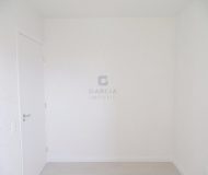 Apartamento com 40m², 2 dormitórios, 1 vaga no bairro Rubem Berta em Porto Alegre