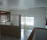 Depósito com 180m² no bairro Sarandi em Porto Alegre