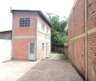 Depósito com 180m² no bairro Sarandi em Porto Alegre
