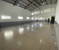 Depósito com 316m², 3 vagas no bairro São Geraldo em Porto Alegre