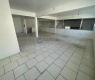 Depósito com 316m², 3 vagas no bairro São Geraldo em Porto Alegre