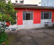 Casa com 384m², 6 dormitórios, 2 vagas no bairro Cristo Redentor em Porto Alegre