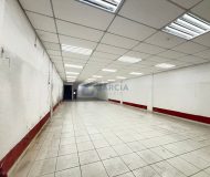 Loja com 606m², 1 vaga no bairro Cristo Redentor em Porto Alegre