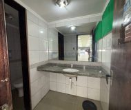 Loja com 606m², 1 vaga no bairro Cristo Redentor em Porto Alegre