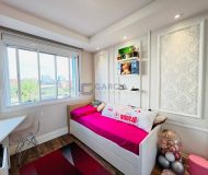 Apartamento com 120m², 3 dormitórios, 1 suíte, 2 vagas no bairro Jardim Europa em Porto Alegre