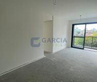 Apartamento com 82m², 3 dormitórios, 1 suíte, 2 vagas no bairro Petrópolis em Porto Alegre