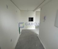 Apartamento com 82m², 3 dormitórios, 1 suíte, 2 vagas no bairro Petrópolis em Porto Alegre