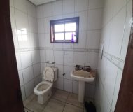 Casa com 108m², 2 dormitórios no bairro Floresta em Porto Alegre