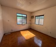 Casa com 150m², 2 dormitórios, 2 suítes, 5 vagas no bairro Sarandi em Porto Alegre