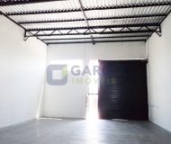 Depósito com 200m², 3 vagas no bairro Sarandi em Porto Alegre