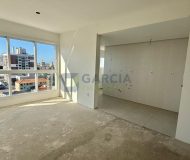 Apartamento com 63m², 2 dormitórios, 1 suíte, 2 vagas no bairro Cristo Redentor em Porto Alegre