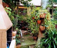 Casa com 249m², 3 dormitórios, 1 suíte, 4 vagas no bairro Nonoai em Porto Alegre