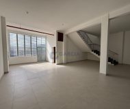 Loja com 781m² no bairro Sarandi em Porto Alegre