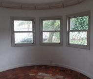 Casa com 300m², 4 dormitórios, 1 suíte, 1 vaga no bairro Chácara das Pedras em Porto Alegre