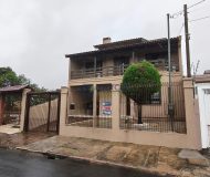 Casa com 267m², 3 dormitórios, 2 vagas no bairro Sarandi em Porto Alegre