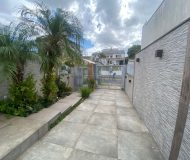 Casa com 394m², 4 dormitórios, 2 suítes, 4 vagas no bairro Jardim Itu em Porto Alegre
