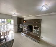 Casa com 394m², 4 dormitórios, 2 suítes, 4 vagas no bairro Jardim Itu em Porto Alegre