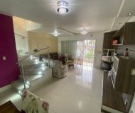Casa com 394m², 4 dormitórios, 2 suítes, 4 vagas no bairro Jardim Itu em Porto Alegre