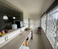 Casa com 394m², 4 dormitórios, 2 suítes, 4 vagas no bairro Jardim Itu em Porto Alegre