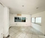 Loja com 380m² no bairro Passo da Areia em Porto Alegre