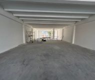 Depósito com 478m², 4 vagas no bairro Santa Maria Goretti em Porto Alegre