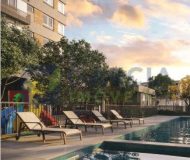 Apartamento com 69m², 2 dormitórios, 2 suítes, 2 vagas no bairro Floresta em Porto Alegre