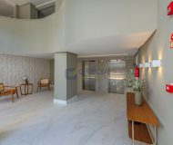 Apartamento com 125m², 3 dormitórios, 3 suítes, 2 vagas no bairro Petrópolis em Porto Alegre