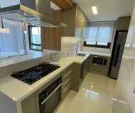 Apartamento com 125m², 3 dormitórios, 3 suítes, 2 vagas no bairro Petrópolis em Porto Alegre