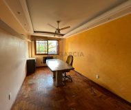 Casa com 264m², 3 dormitórios no bairro Passo da Areia em Porto Alegre