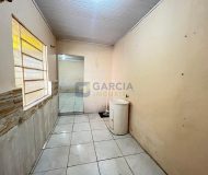 Casa com 60m², 2 dormitórios, 3 vagas no bairro Sarandi em Porto Alegre