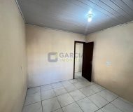 Casa com 60m², 2 dormitórios, 3 vagas no bairro Sarandi em Porto Alegre